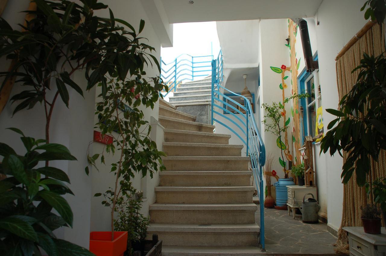 The House Hostel Athens Exterior photo